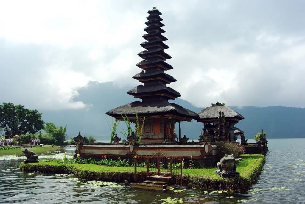 La route des temples de Bali : Un périple spirituel à travers l’île des Dieux